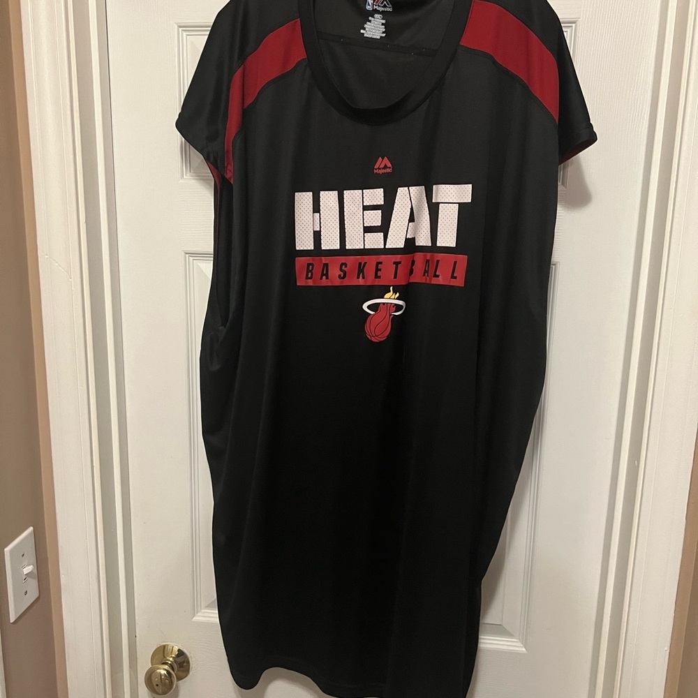 6xl heat jersey